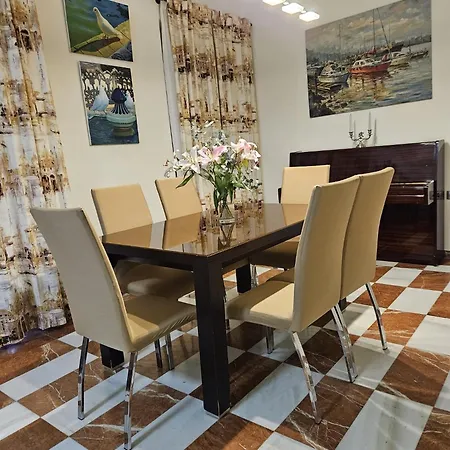 Piso Deluxe Argote Apartment Seville